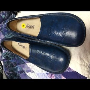 Algeria Blue Clogs- Size 7
